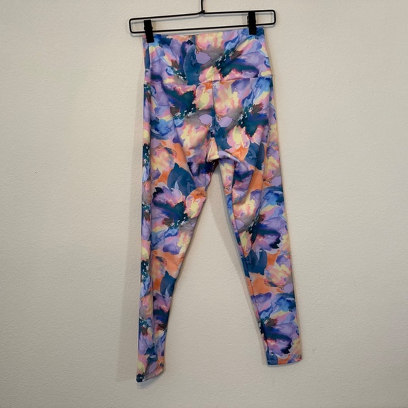 ONZIE - Watercolor Leggings - Picture 2 of 7